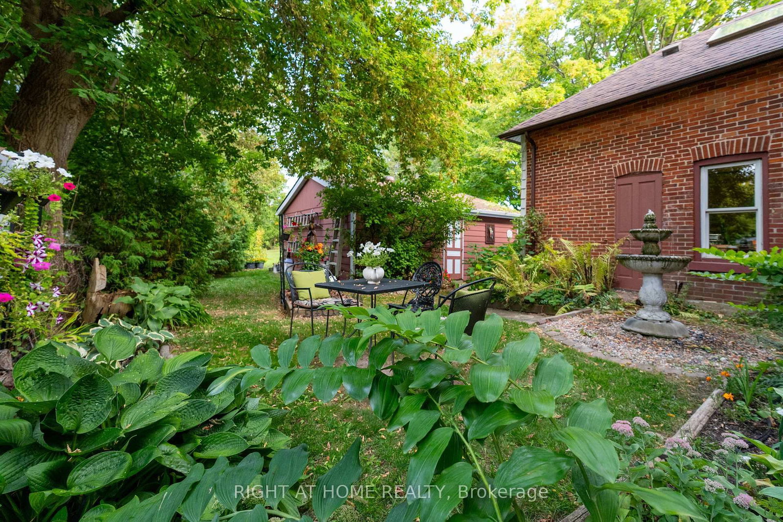 Detached House for sale at 220 Barrie Street, Essa, Ontario, L0L 2N0 - Thornton - MLS: N12913072