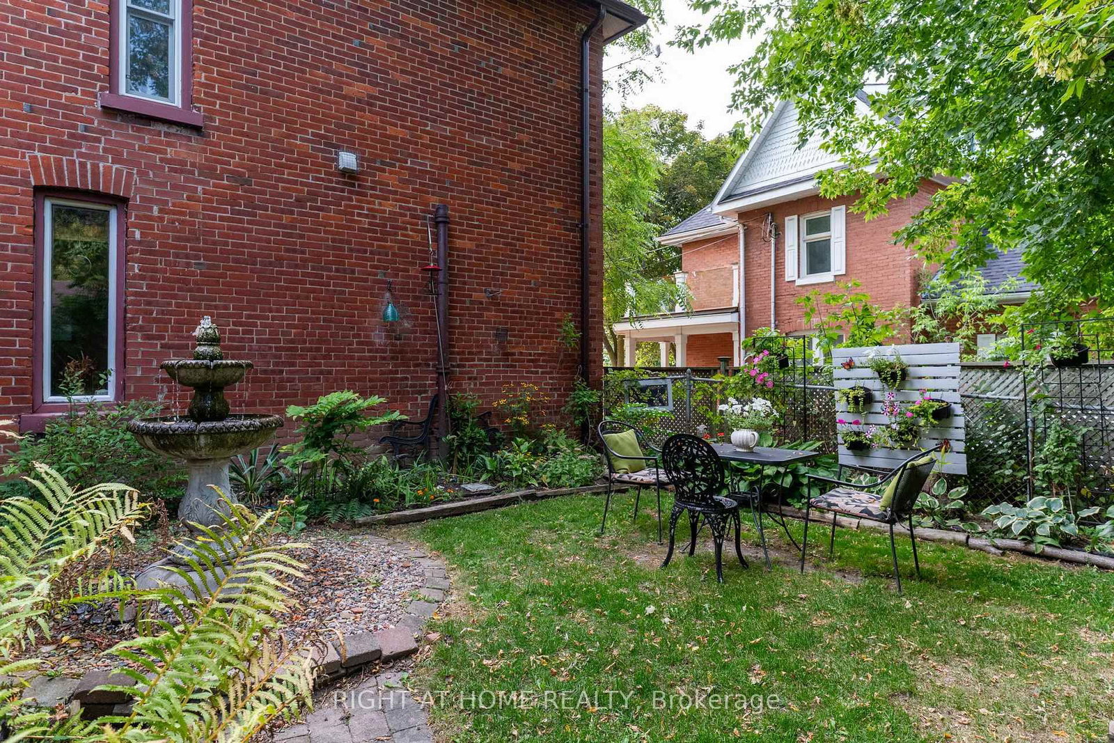 Detached House for sale at 220 Barrie Street, Essa, Ontario, L0L 2N0 - Thornton - MLS: N12913072