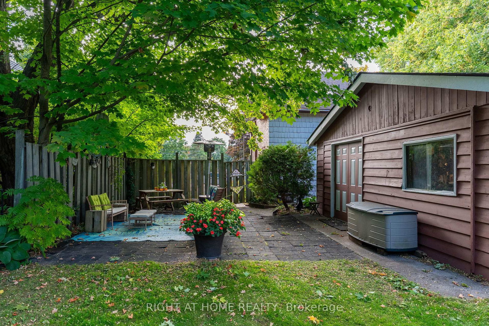 Detached House for sale at 220 Barrie Street, Essa, Ontario, L0L 2N0 - Thornton - MLS: N12913072