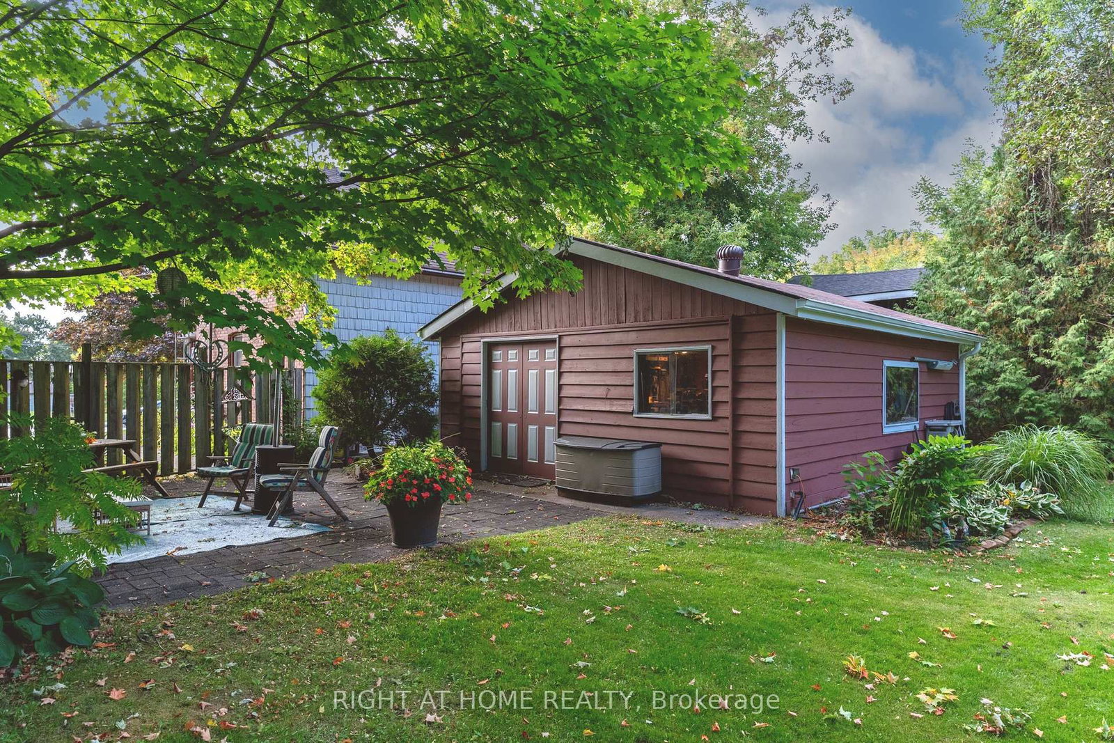 Detached House for sale at 220 Barrie Street, Essa, Ontario, L0L 2N0 - Thornton - MLS: N12913072