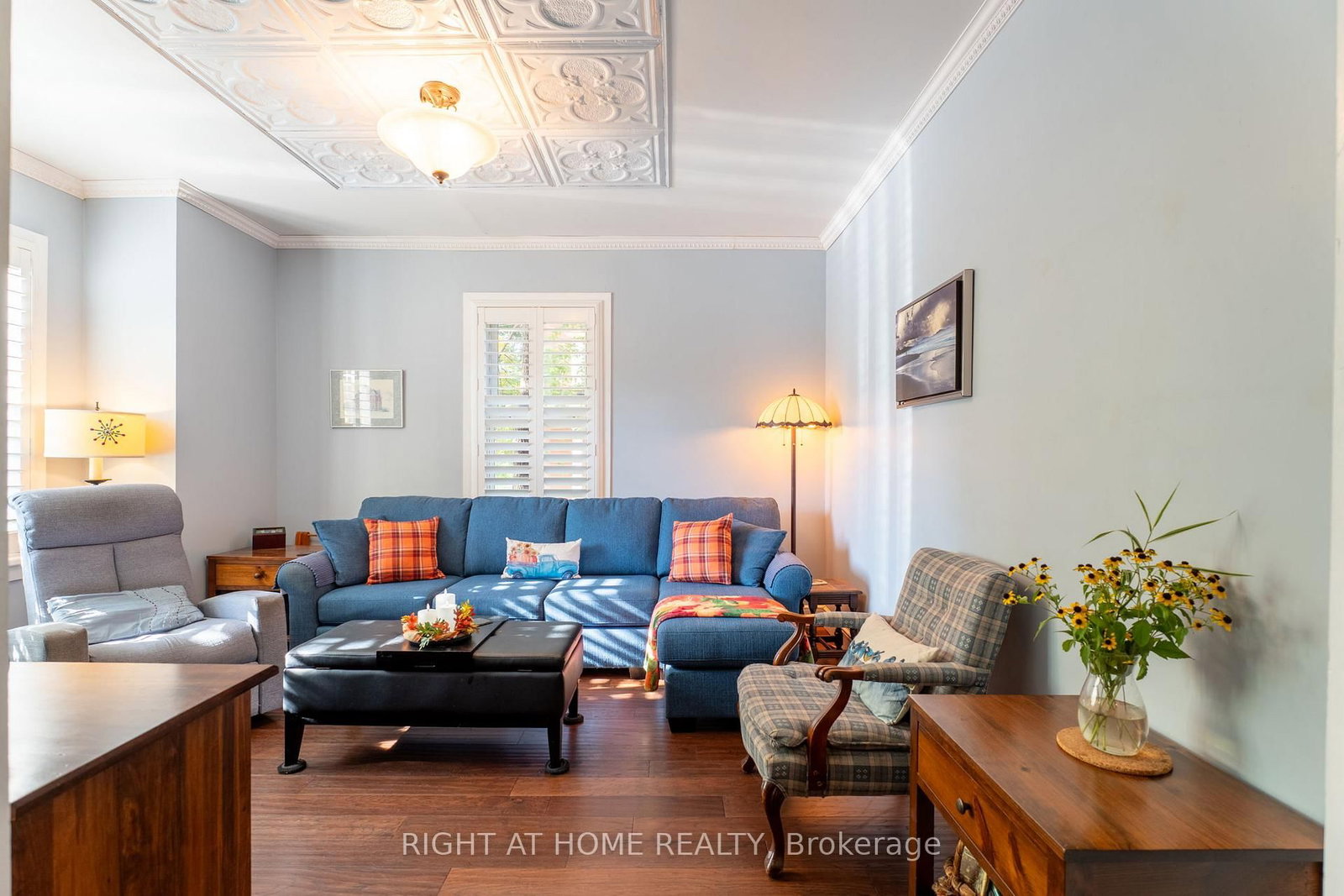 Detached House for sale at 220 Barrie Street, Essa, Ontario, L0L 2N0 - Thornton - MLS: N12913072