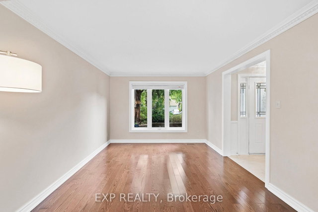 17 Gordon Rowe Crescent