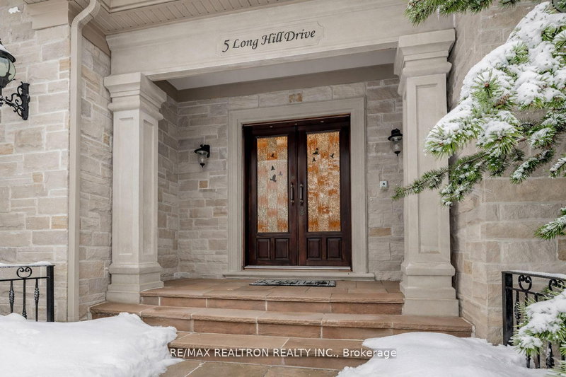 5 Long Hill Dr, Richmond Hill, L4E 3M5 | Image 3