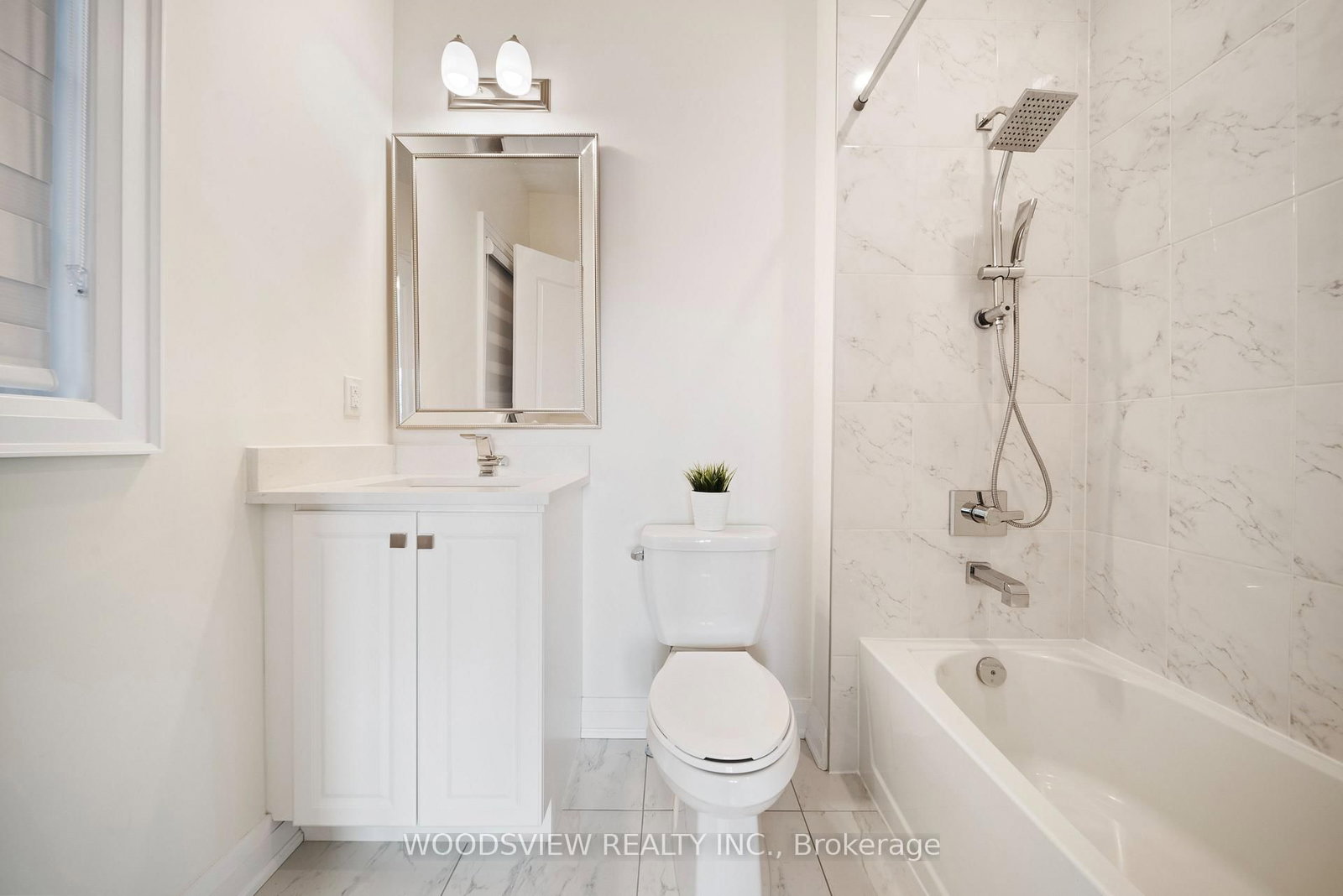 Detached House for sale at 9 Ballantyne Boulevard, Vaughan, Ontario, L3L 0E9 - Vellore Village - MLS: N12914188