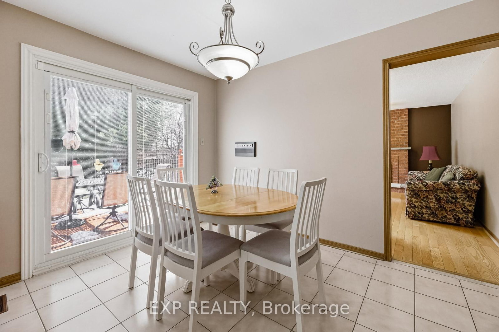 Detached House for sale at 81 Southgate Crescent, Richmond Hill, Ontario, L4B 2E7 - Doncrest - MLS: N12914434