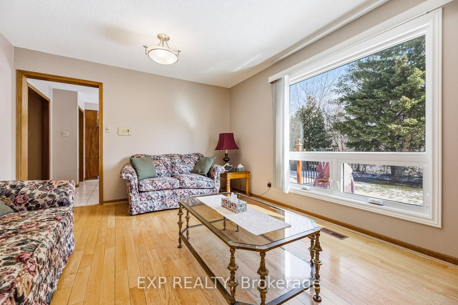 Detached House for sale at 81 Southgate Crescent, Richmond Hill, Ontario, L4B 2E7 - Doncrest - MLS: N12914434