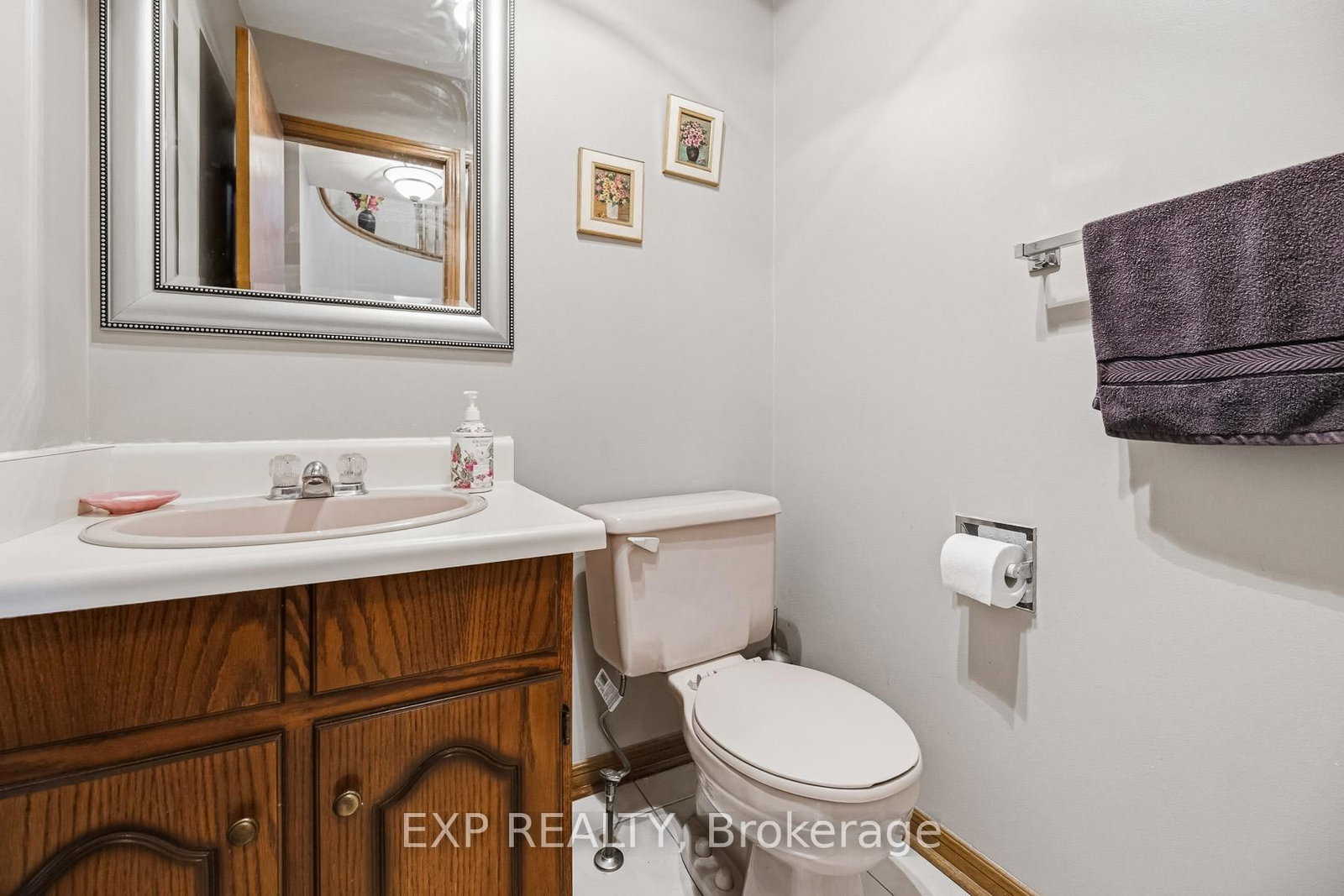 Detached House for sale at 81 Southgate Crescent, Richmond Hill, Ontario, L4B 2E7 - Doncrest - MLS: N12914434