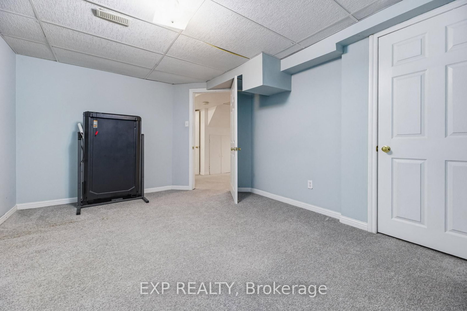 Detached House for sale at 81 Southgate Crescent, Richmond Hill, Ontario, L4B 2E7 - Doncrest - MLS: N12914434