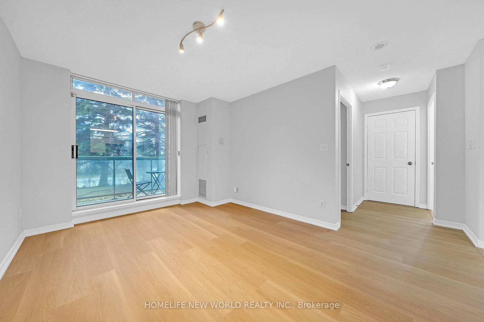 Condo for sale at 105-3 Ellesmere Street, Richmond Hill, Ontario, L4B 4N2 - Langstaff - MLS: N12914558