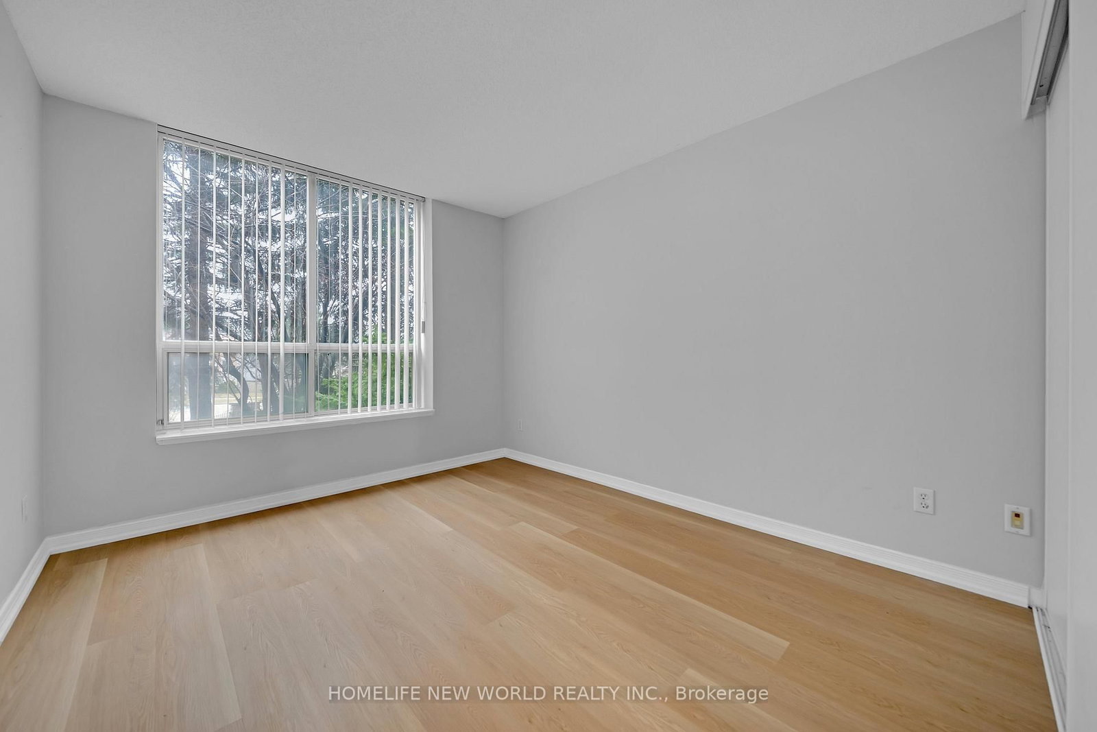 Condo for sale at 105-3 Ellesmere Street, Richmond Hill, Ontario, L4B 4N2 - Langstaff - MLS: N12914558