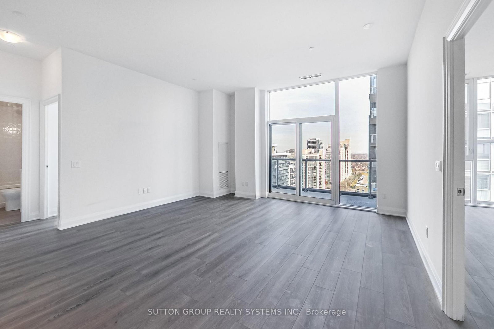 10 Gatineau Drive • #1704 • Vaughan, ON photo 13