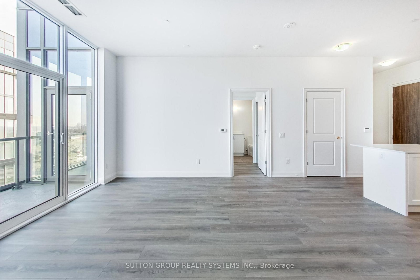 10 Gatineau Drive • #1704 • Vaughan, ON photo 16