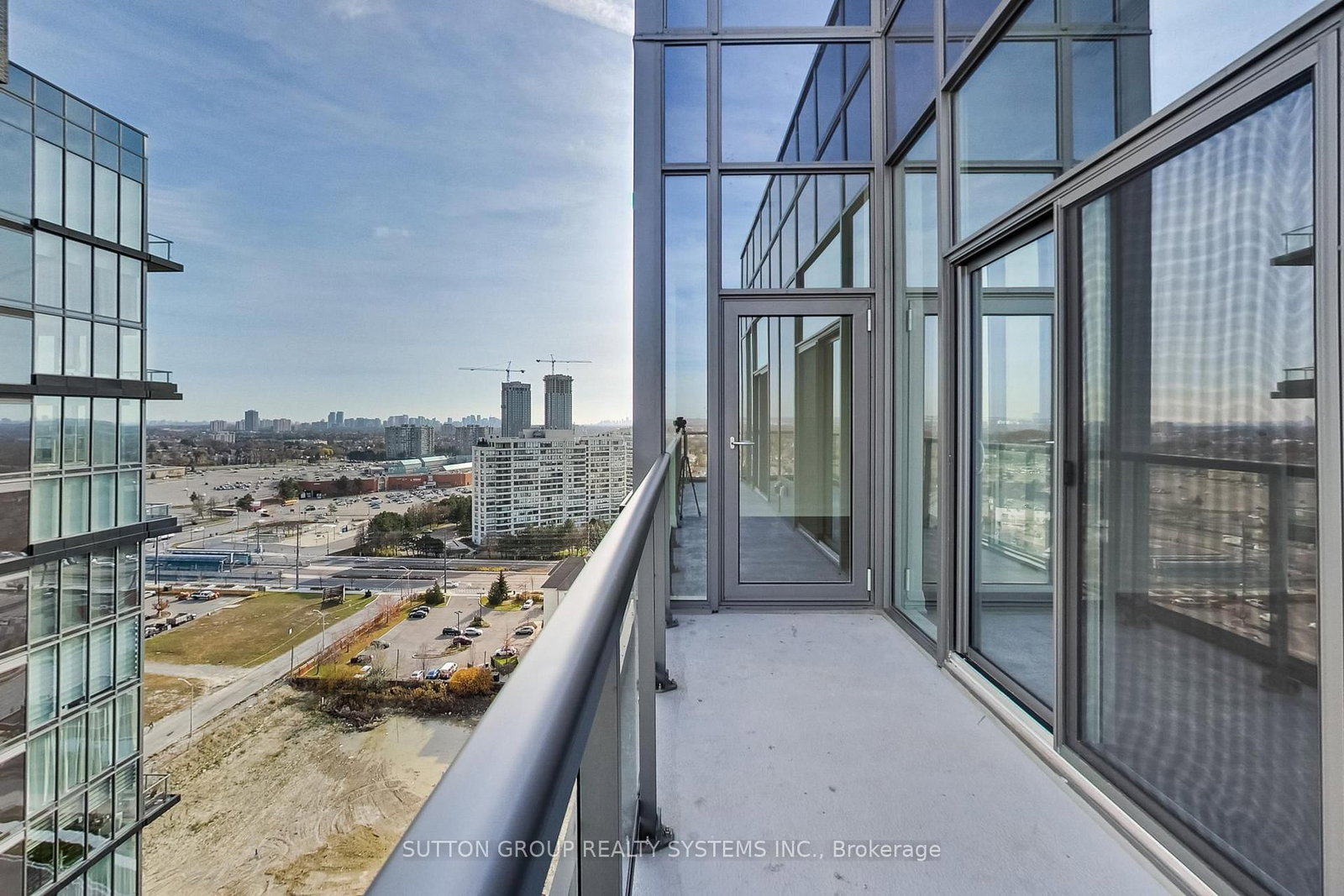 10 Gatineau Drive • #1704 • Vaughan, ON photo 27