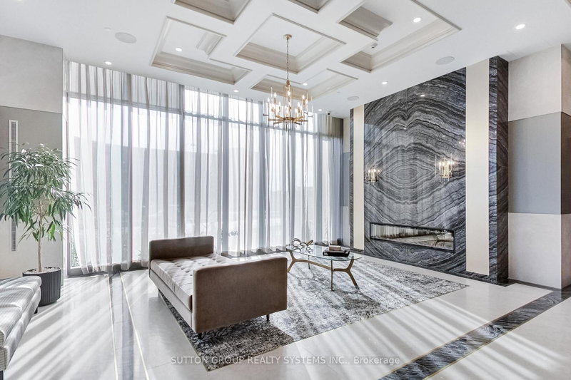 1704 - 10 Gatineau Drive