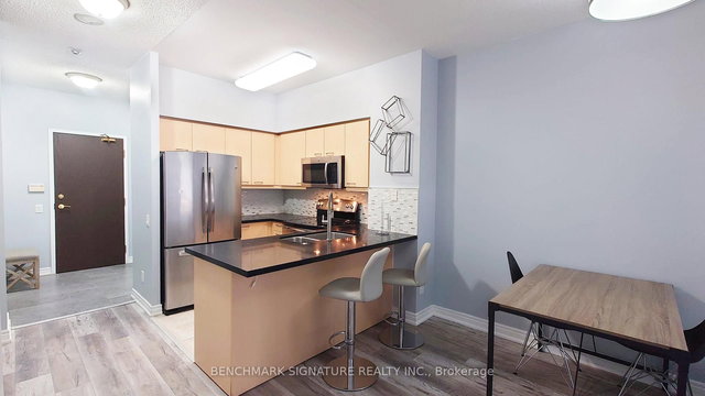 110 - 25 Times Avenue