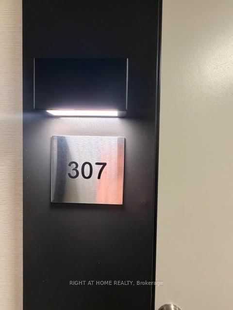 307 - 6 DAVID EYER Road