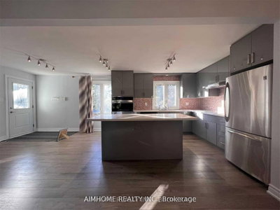344 Steeles Avenue E — photo 3