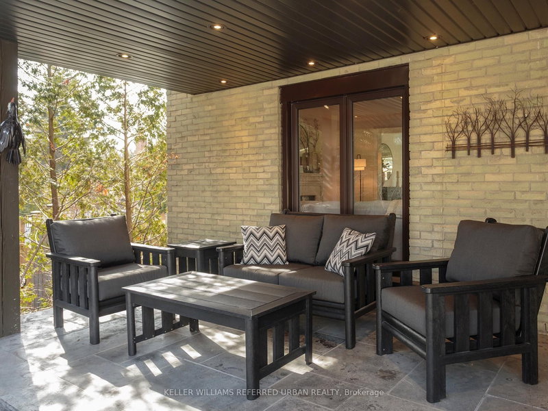 6 Prentice Crt, Markham, L3R 2X7 | Image 2