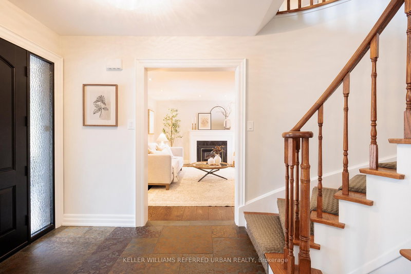 6 Prentice Crt, Markham, L3R 2X7 | Image 3