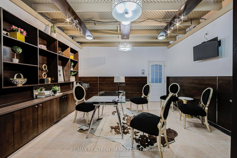 85 - 670 Highway 7 E, Richmond Hill, L4B 3P2 | Image 3