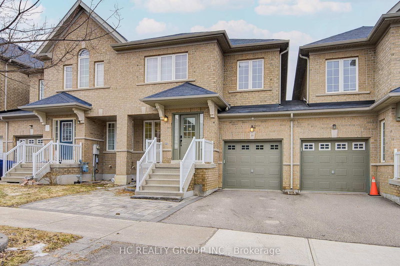 18 QUATTRO Ave, Richmond Hill, L4E 0S5 | Image 2