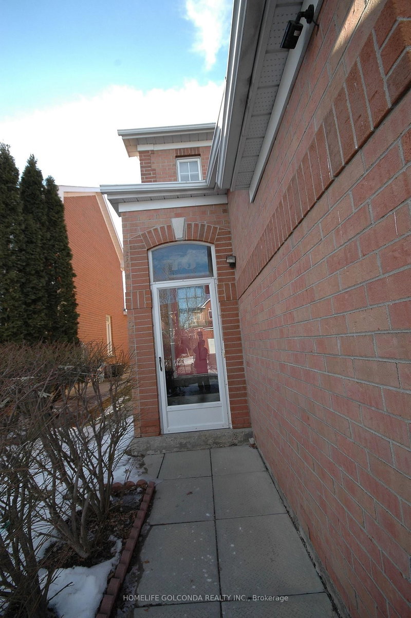 home for lease on 73 Snowdon Circle