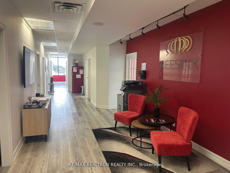 17 - 16 Spinnaker Way S, Vaughan, L4K 2T8 | Image 3