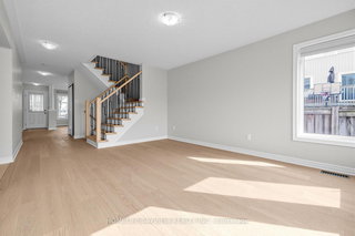 12 Winisk Street