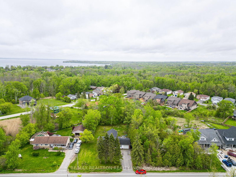 Upper Floor - 1147 Belle Aire Beach Rd, Innisfil, L0L 1C0 | Image 2