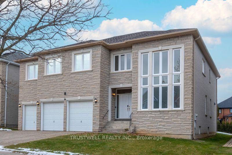 8 Ridgley Crt, Richmond Hill, L4B 4N3 | Image 3