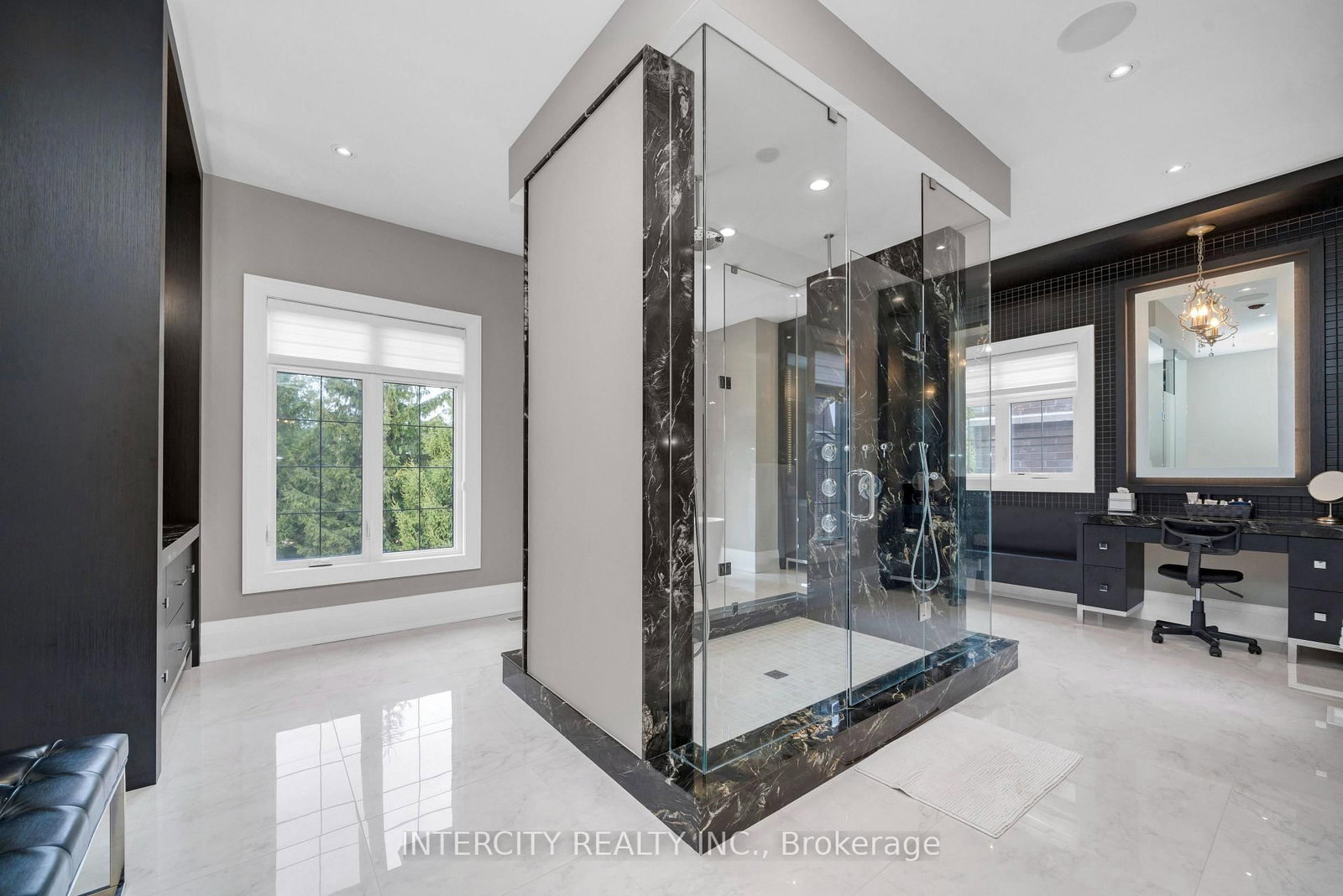 34 Rosebud Crt, Vaughan, view 21