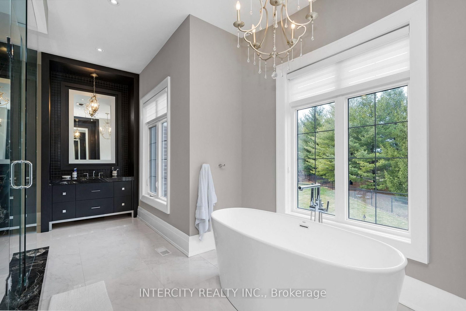 34 Rosebud Crt, Vaughan, view 22