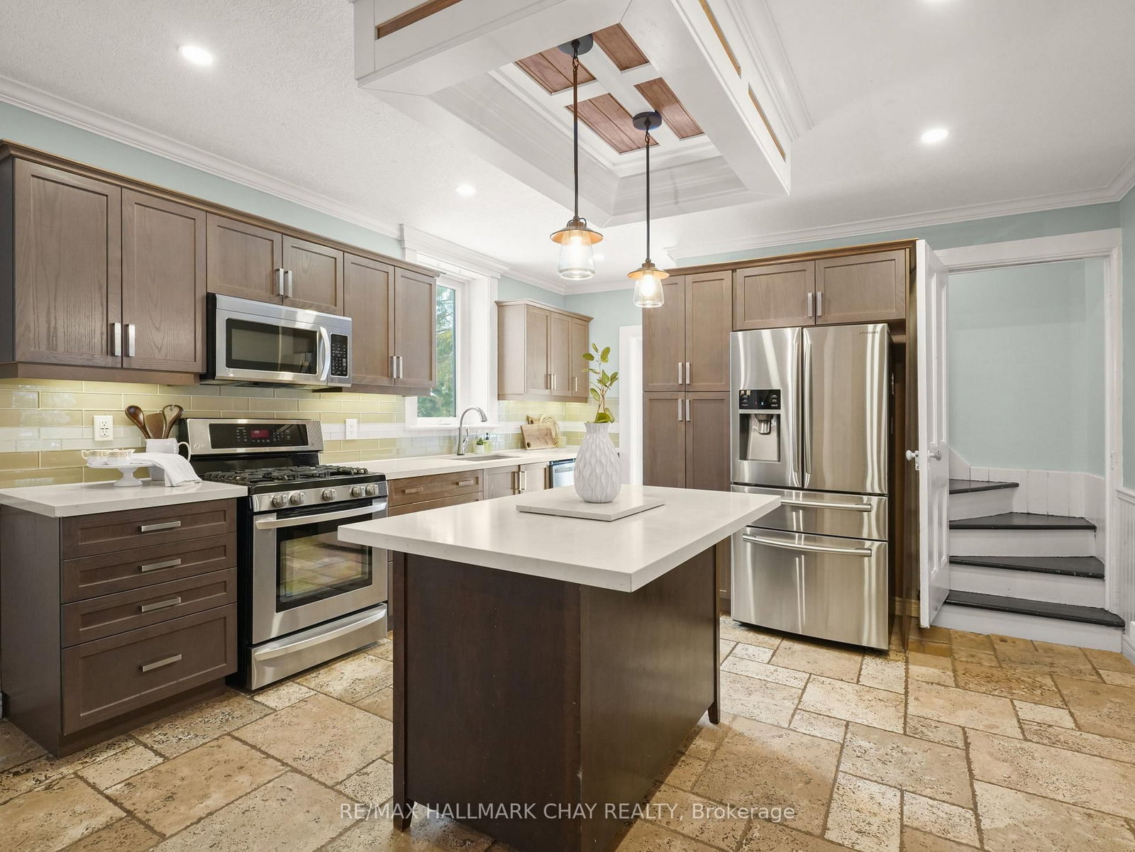 Detached House for sale at 134 Victoria Street, New Tecumseth, Ontario, L9R 1K6 - Alliston - MLS: N12921454