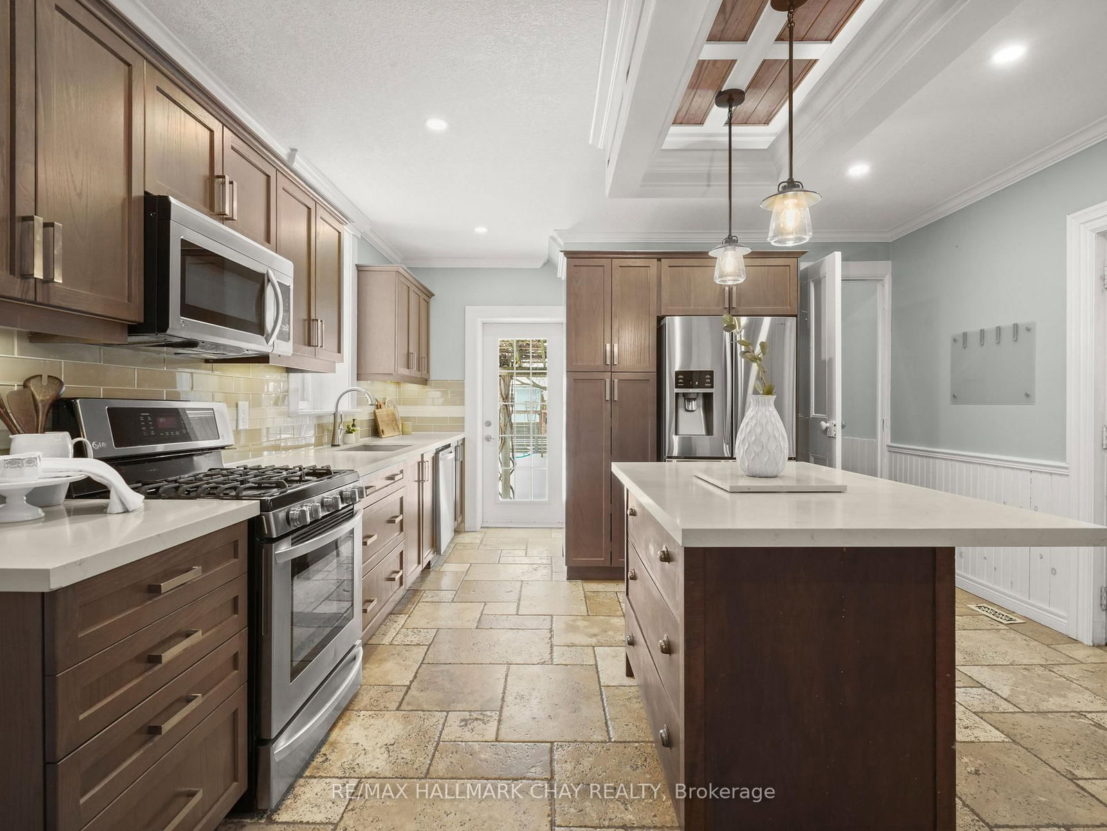 Detached House for sale at 134 Victoria Street, New Tecumseth, Ontario, L9R 1K6 - Alliston - MLS: N12921454