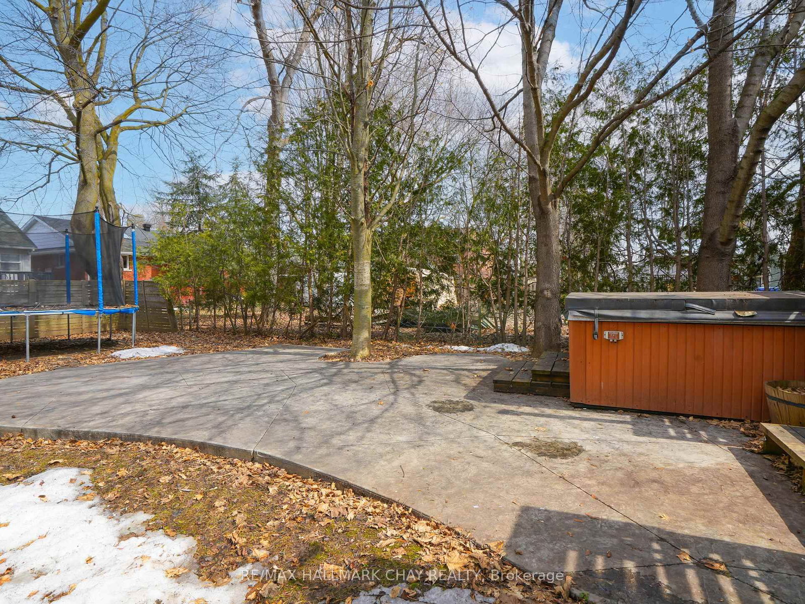 Detached House for sale at 134 Victoria Street, New Tecumseth, Ontario, L9R 1K6 - Alliston - MLS: N12921454