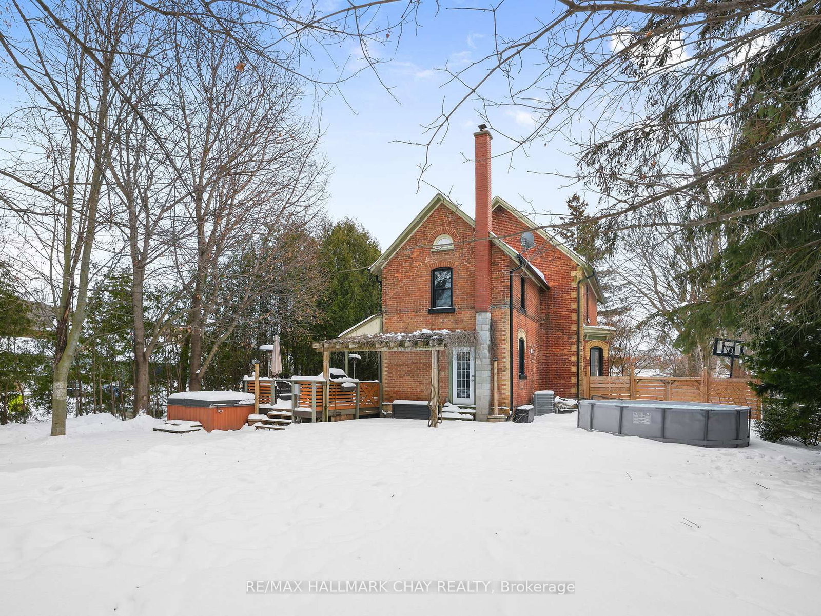 Detached House for sale at 134 Victoria Street, New Tecumseth, Ontario, L9R 1K6 - Alliston - MLS: N12921454