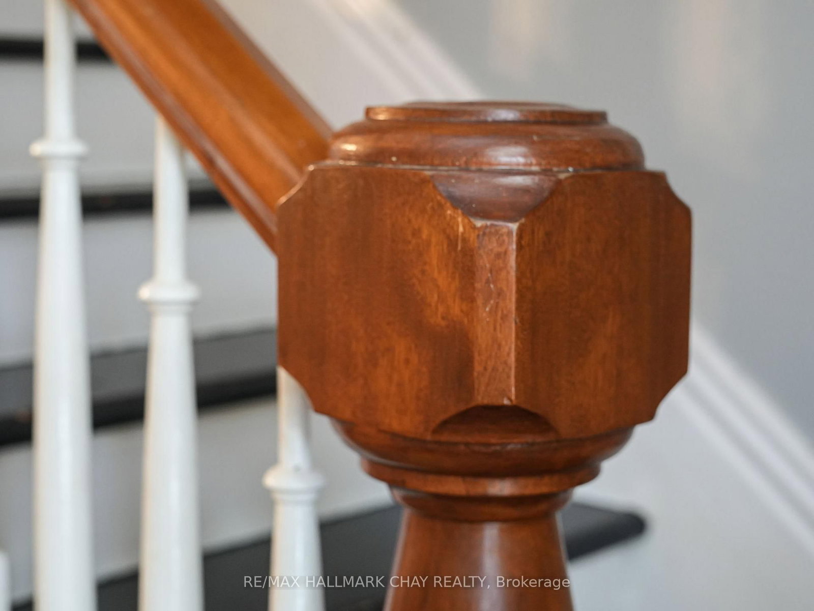 Detached House for sale at 134 Victoria Street, New Tecumseth, Ontario, L9R 1K6 - Alliston - MLS: N12921454