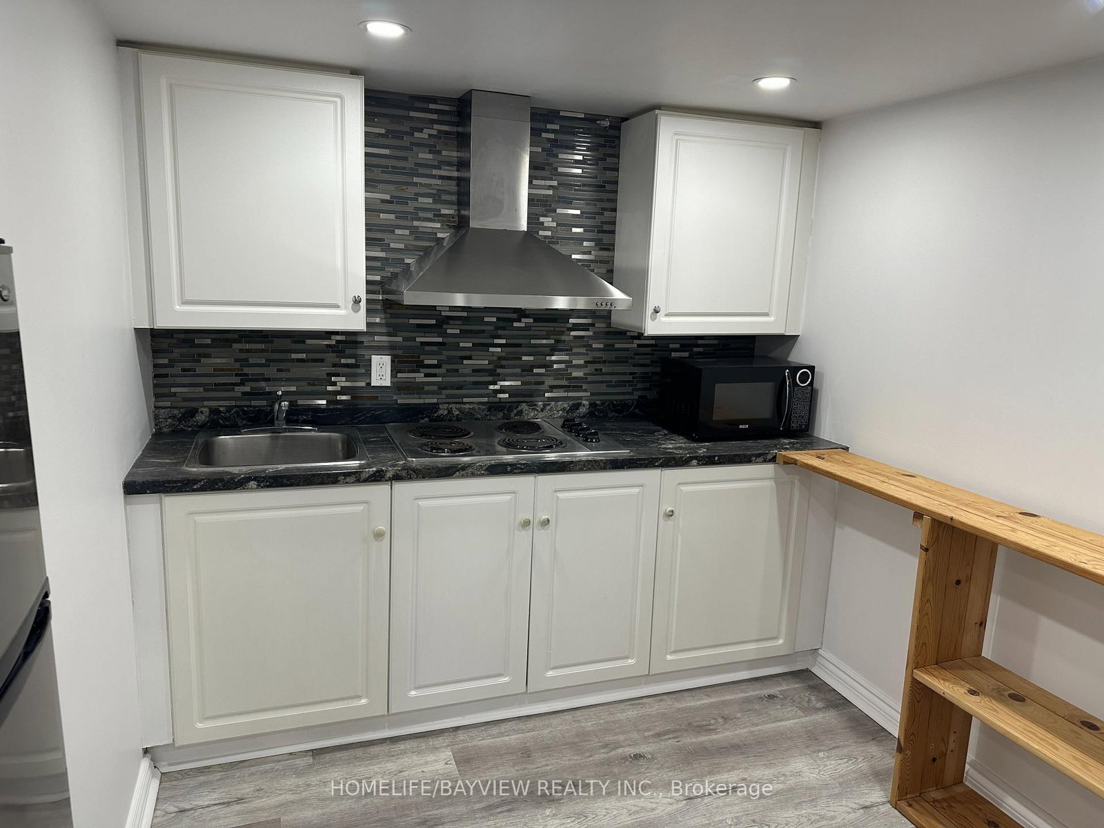 36 Rosanna(Lower Level) Crescent - Photo 10