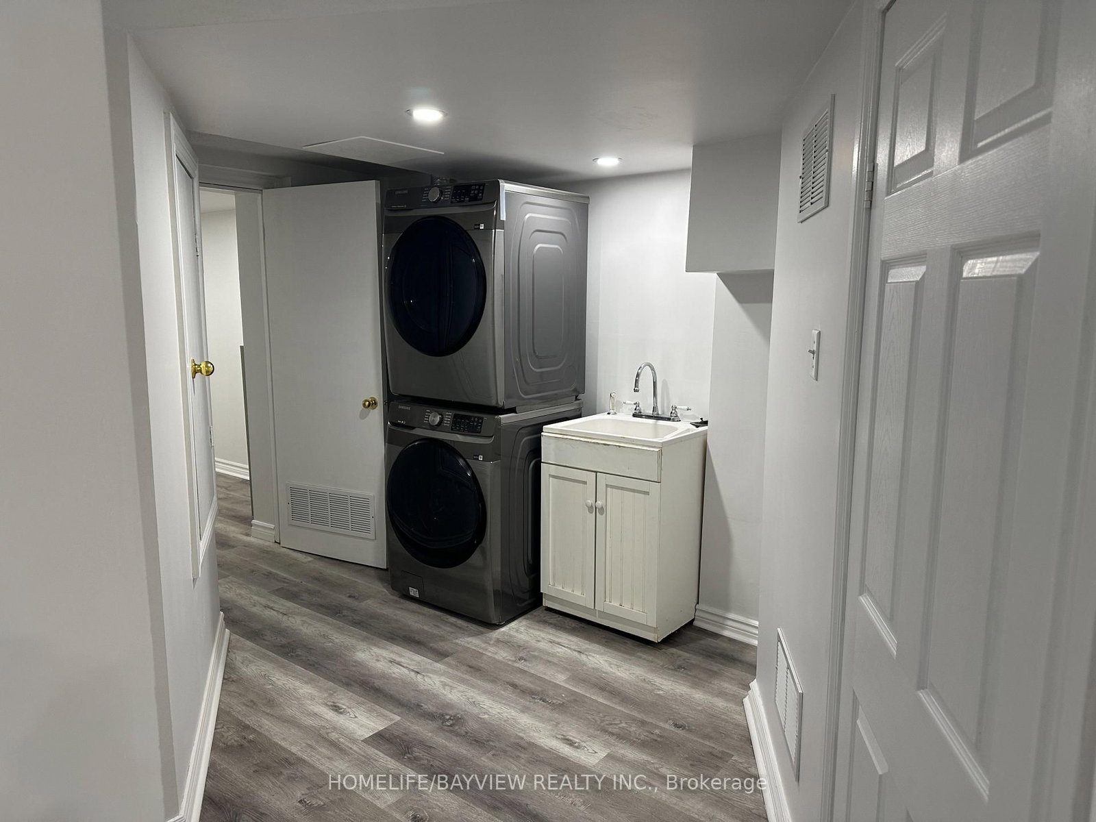 36 Rosanna(Lower Level) Crescent - Photo 7