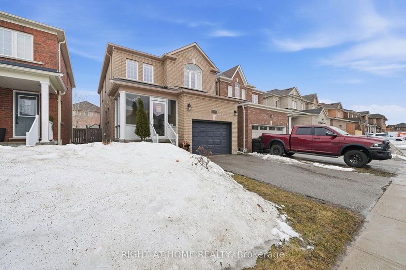 1209 Mary Lou St, Innisfil, L9S 0C2 | Image 2