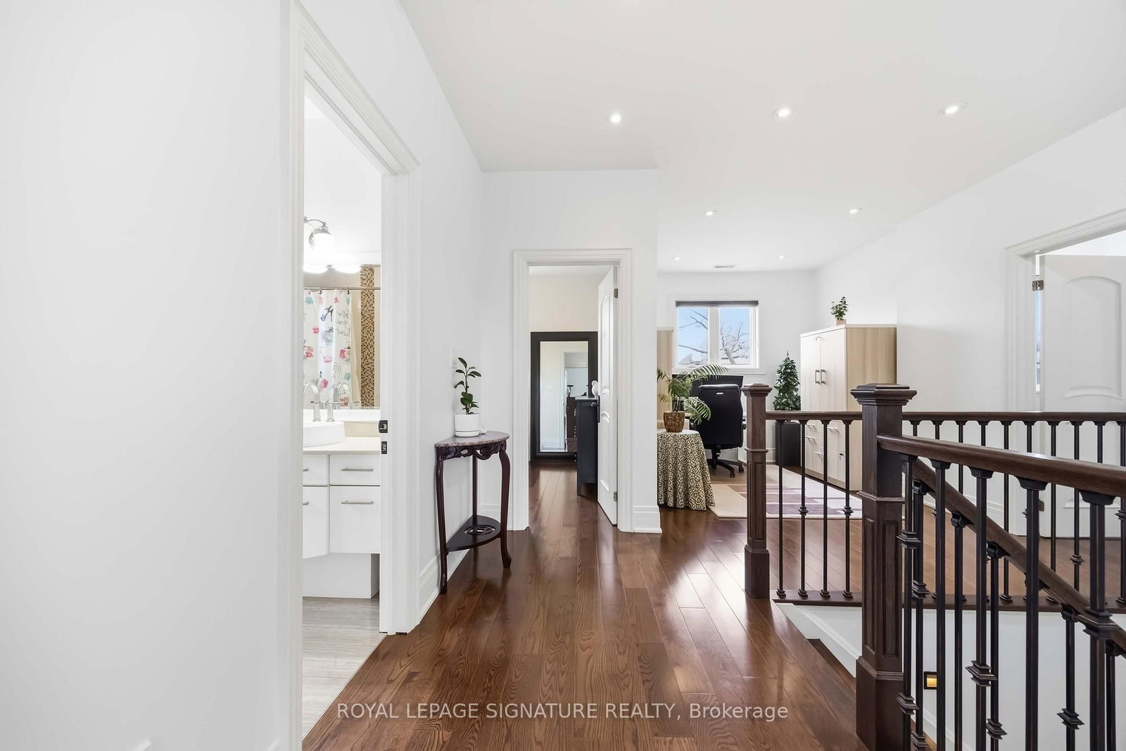 Detached House for sale at 35 Rainbow Drive, Vaughan, Ontario, L4L 2K3 - West Woodbridge - MLS: N12921894