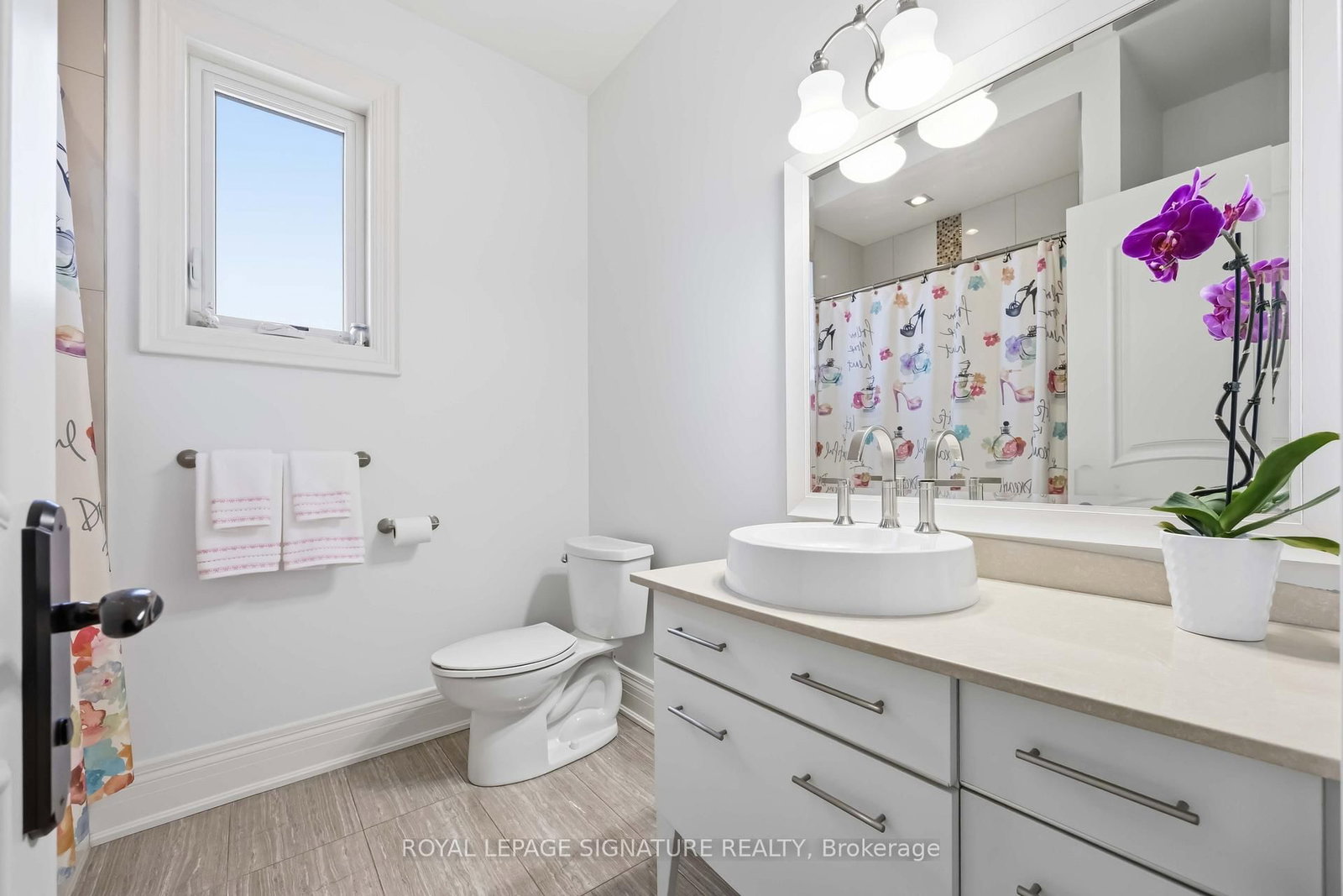 Detached House for sale at 35 Rainbow Drive, Vaughan, Ontario, L4L 2K3 - West Woodbridge - MLS: N12921894