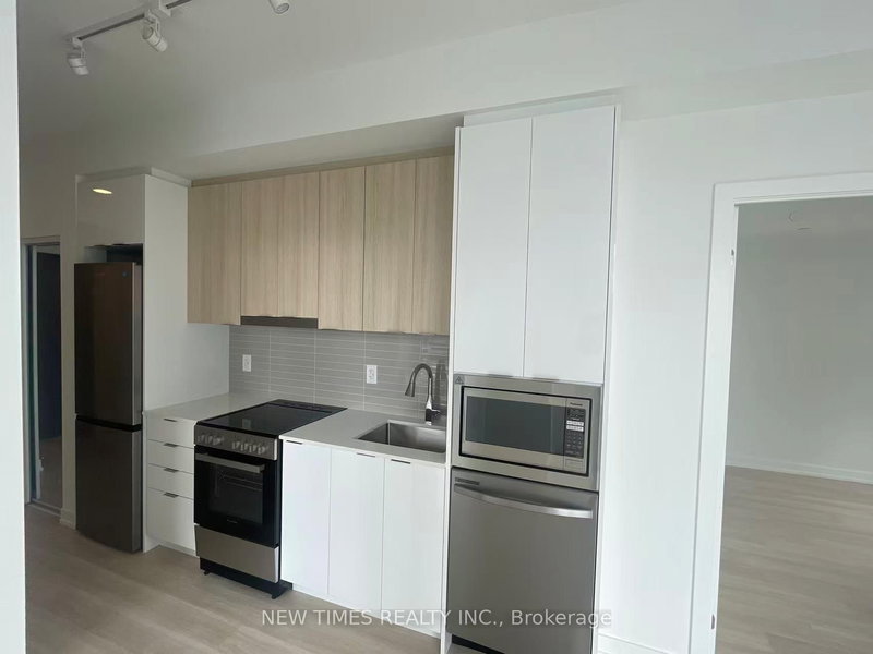 2002 - 9793 Markham Rd, Markham, L6E 0W5 | Image 2