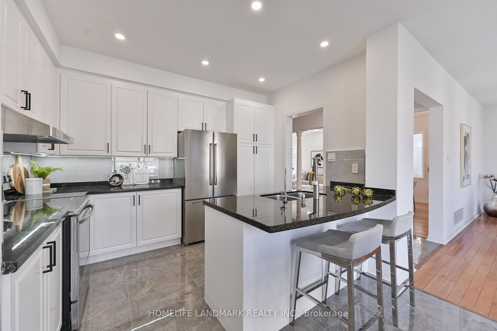 Detached House for sale at 20 Fortune Crescent, Richmond Hill, Ontario, L4S 1S5 - Rouge Woods - MLS: N12922314