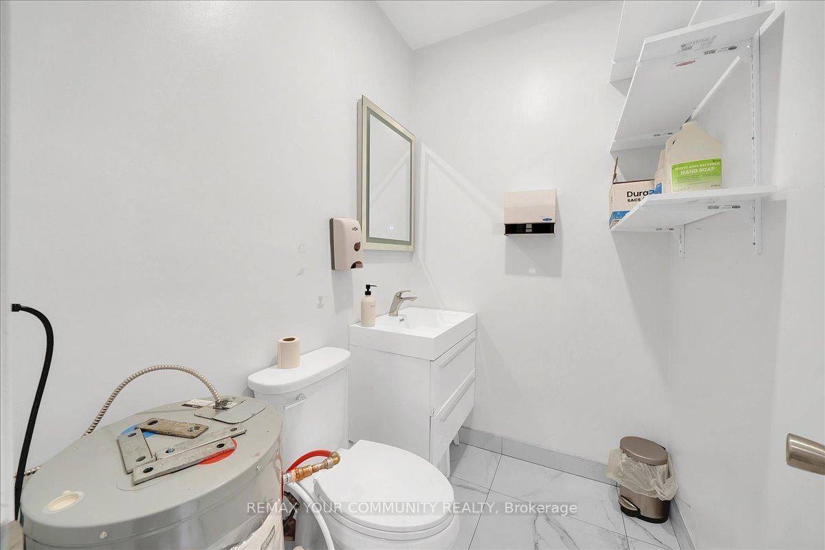 166 Woodbridge Avenue - Photo 14
