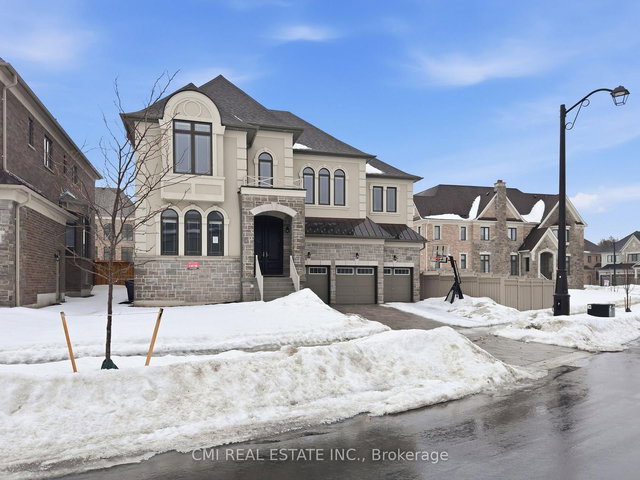101 Appleyard Avenue