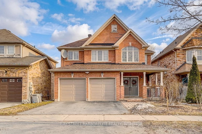 home for lease on 81 Laurendale Avenue
