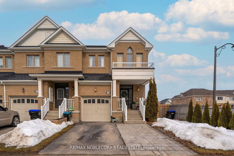 40 Sharpe Cres, New Tecumseth, L0G 1W0 | Image 2