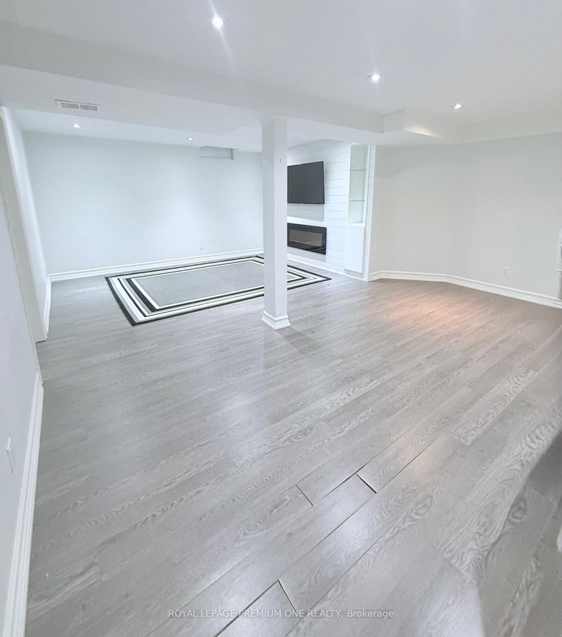 Basement - 70 Robertson Clse, Vaughan, L6A 2G7 | Image 3