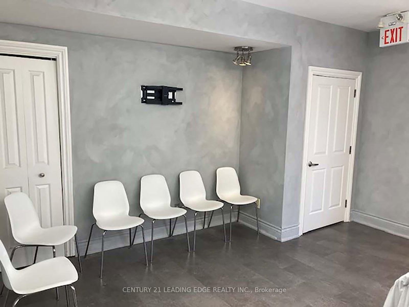 First Floor - 6391 Main St, Whitchurch-Stouffville, L4A 1G4 | Image 2